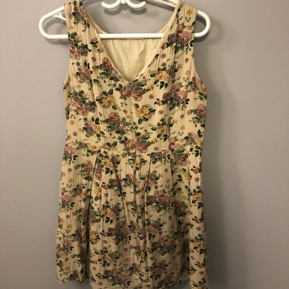 Pink Martini dress - Picture 2 of 2